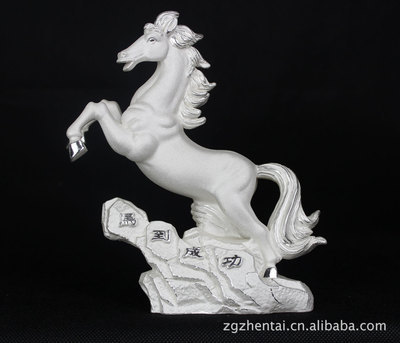 臻泰珠寶駿馬系列 馬到成功白銀工藝擺飾，匠心打造的藝術(shù)珍品